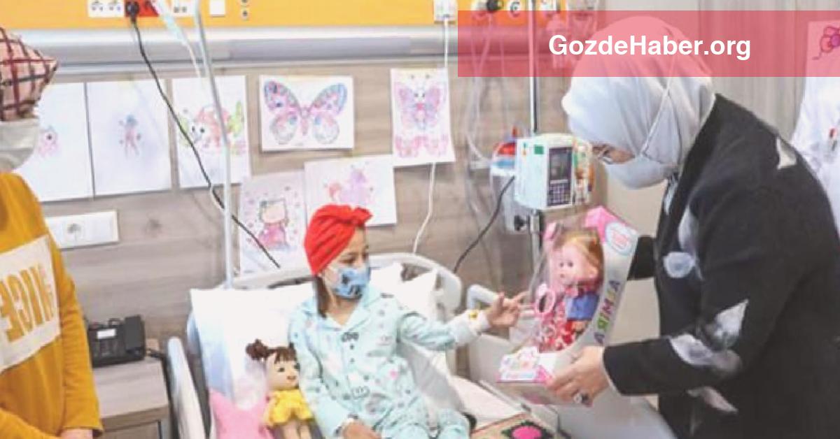 Emine Erdoğan kanserli çocukları ziyaret etti!